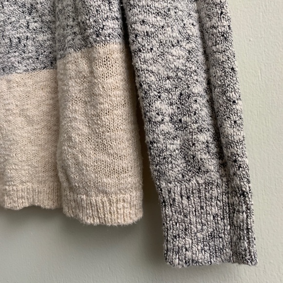 Ann Taylor | Color block Sweater - Picture 6 of 7